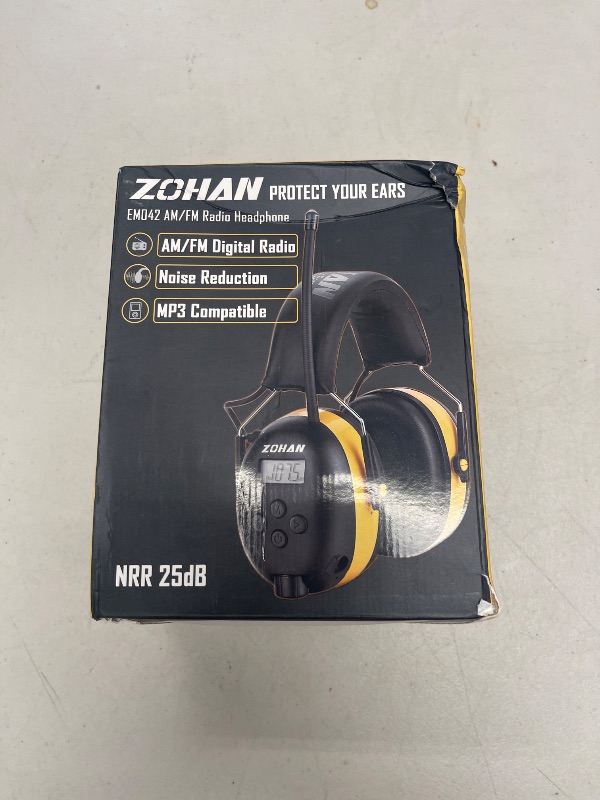 Photo 1 of ZOHAN EM042 AM/FM Radio Headphone with Digital Display