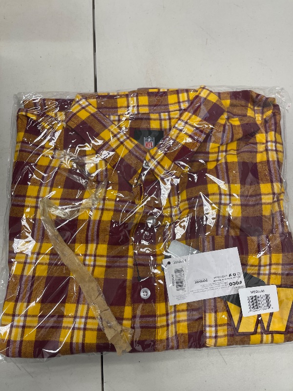 Photo 1 of FOCO Washington Commanders Wordmark Basic Flannel Shirt - Mens Medium