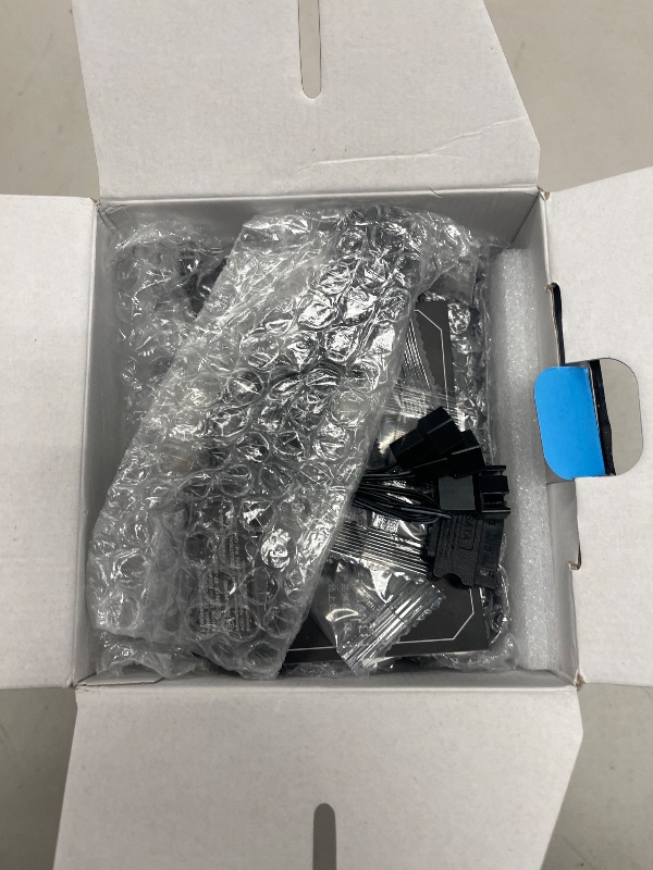 Photo 1 of Lian Li UNI Fan SL - LCD Wireless 120 - Triple Pack - ARGB PC Case Fan - 1.6" LCD Display - 2.4 GHz Wireless Signal for RGB & Fans Control - Controller Included & Required - Black (12SLLCD1W3B)