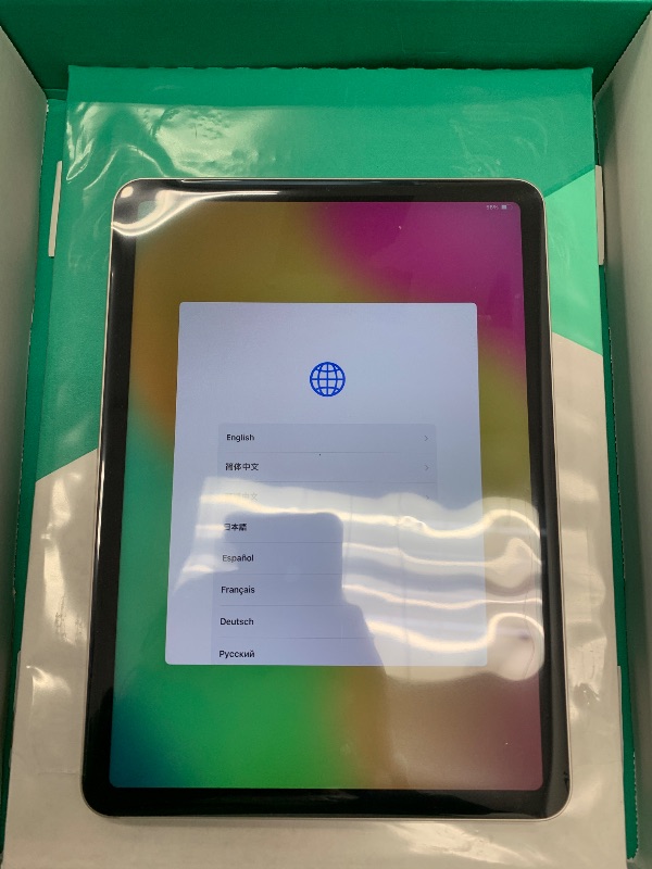 Photo 1 of Apple iPad Air 5th Gen. (10.9-inch, Wi-Fi, 64GB) 2022 - Pink (Renewed Premium)