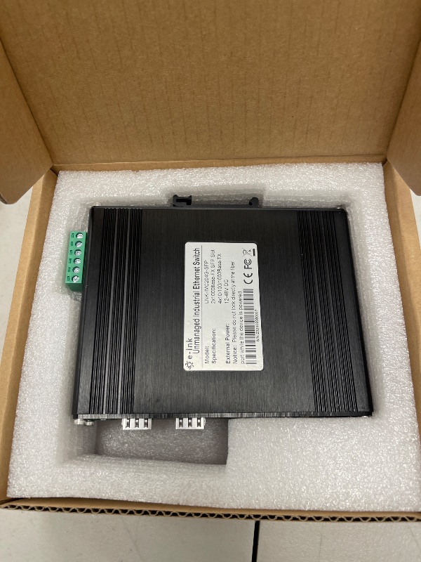 Photo 1 of Industrial 4-Port Gigabit Ethernet Switch DIN-Rail 4 Port RJ45 10/100/1000Mbps Unmanaged Switch DIN Rail Mountable Hardened 6 Ports Ethernet Fiber Switch with 2 SFP Fiber Ports