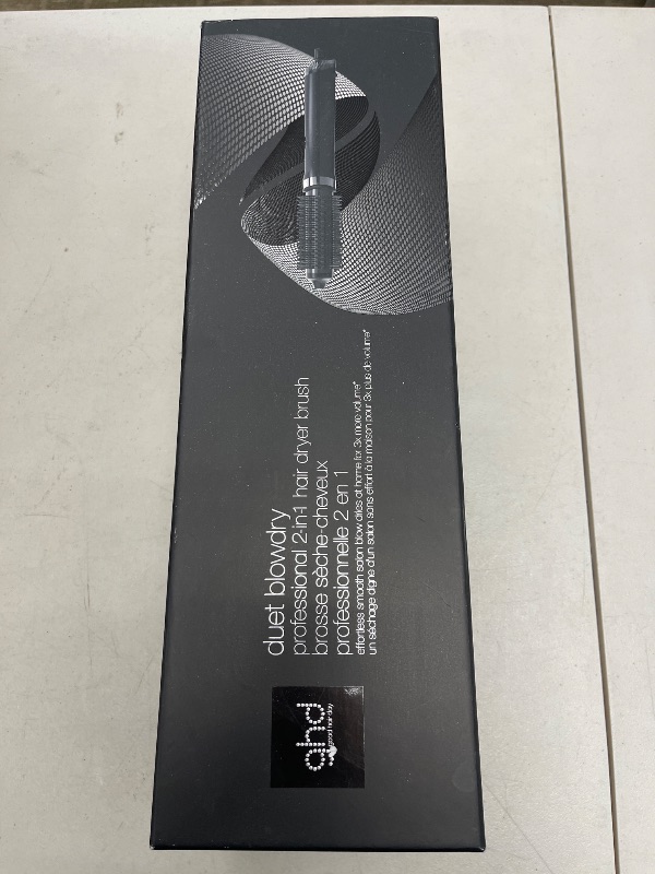 Photo 1 of ghd Duet Blowdry - 2-in-1 Hot Air Brush for Wet to Dry Styling with No Heat Damage, 3X More Volume, More Shine, and Frizz-Free Finish - Quiet Styling, Heated Bristles and Barrel - Black