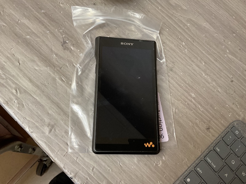 Photo 1 of **LOCKED*** Sony NW-WM1AM2 Hi-Res 128GB Walkman Digital MP3 Music Player