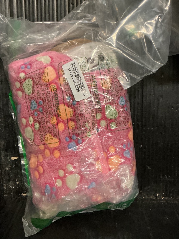 Photo 1 of 1 Pack 3 Blankets Fluffy Premium Fleece Soft Pet Blanket Flannel Throw for Cat Dog Puppy (Medium 30x20'', Paw-White/Pink/Brown)