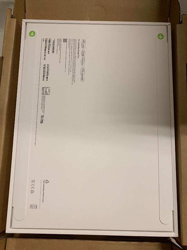 Photo 1 of Apple 2025 MacBook Pro Laptop with M5 chip with 10?core CPU and 10?core GPU: Built for Apple Intelligence, 14.2-inch Liquid Retina XDR Display, 24GB Unified Memory, 1TB SSD Storage; Silver