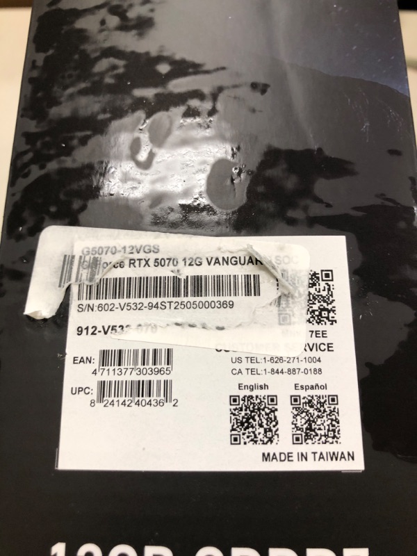 Photo 1 of MSI Gaming RTX 5070 12G Vanguard SOC Graphics Card (12GB GDDR7, 192-bit, Extreme Performance: 2655 MHz, DisplayPort x3 2.1a, HDMI 2.1b, NVIDIA Blackwell Architecture)