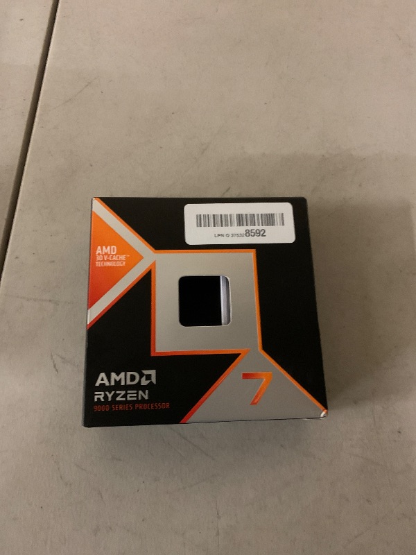 Photo 1 of AMD RYZEN 7 I5 - 12500 8-Core