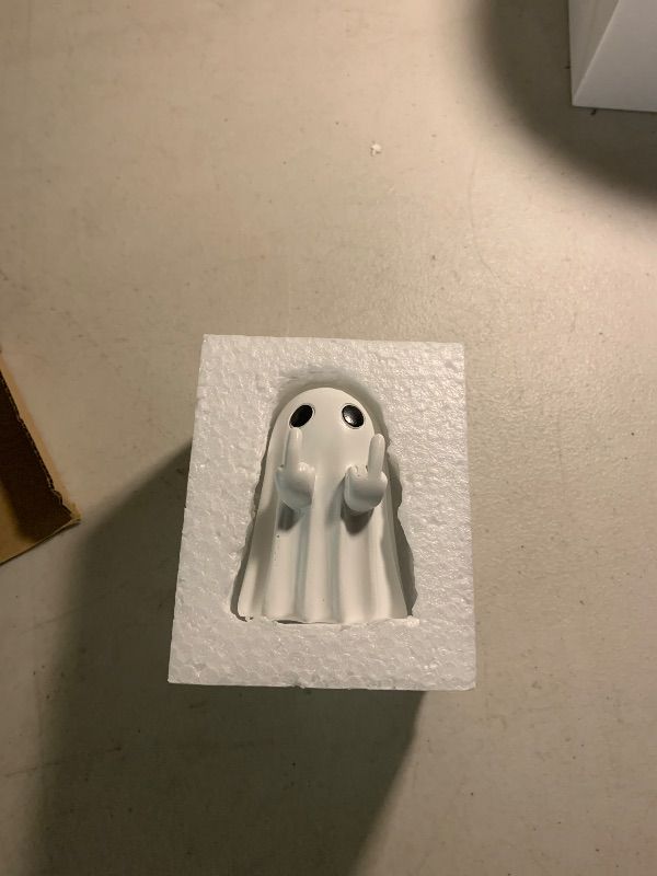 Photo 1 of 1Pcs Middle Finger Cute Ghost Statue Figurine Mini Ghosts Small Scary Ghost Figurines, Spooky Halloween Home Resin Ghost Statue Decorations Coffee Table Centerpieces Shelf Mantel Display Ornaments