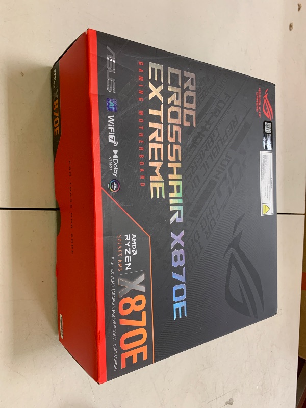 Photo 1 of ASUS ROG Crosshair X870E Extreme AMD X870E AM5 E-ATX Gaming Motherboard – 20+2+2 Power Stages, DDR5, PCIe 5.0, 5X M.2, 5G & 10G LAN, Wi-Fi 7, USB4 Type-C, 5” LCD, AI Overclocking & Networking