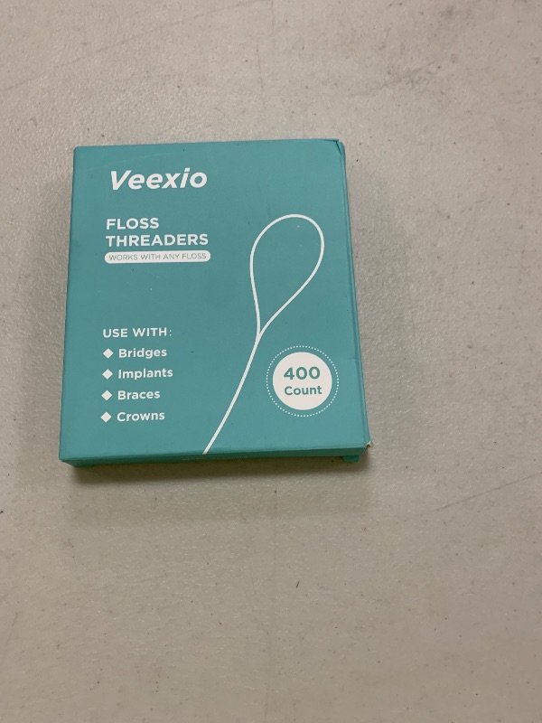 Photo 1 of Floss Threaders, 400 Count Threaders for flossing, Dental Floss Threader for Braces, Bridges, Implants, Permanent Retainer (Pack of 4)