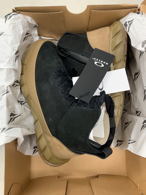 Photo 1 of Oakley Men's Mid Zip Boot, Blackout/Coyote, 8