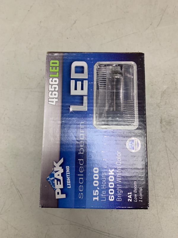Photo 1 of PEAK H4656 Sealed Beam 6000K LED Headlight