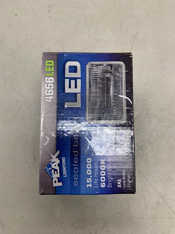 Photo 1 of PEAK H4656 Sealed Beam 6000K LED Headlight