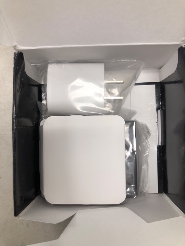 Photo 1 of NETGEAR - Nighthawk M6 5G Mobile Hotspot MR6110