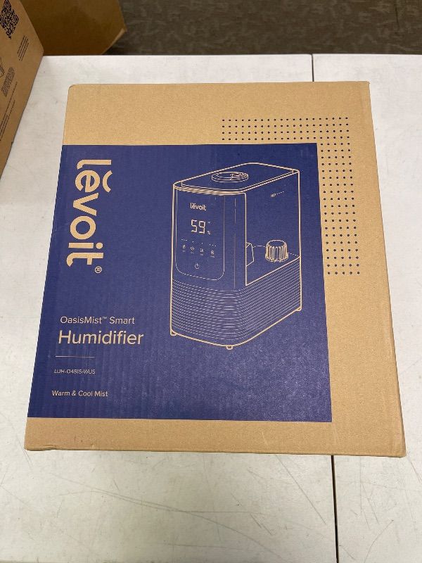 Photo 1 of LEVOIT Humidifiers for Bedroom Home, Smart Warm and Cool Mist Air Humidifier for Large Room, Auto Customized Humidity, Fast Symptom Relief, Easy Top Fill, Essential Oil, Quiet, OasisMist4.5L, White