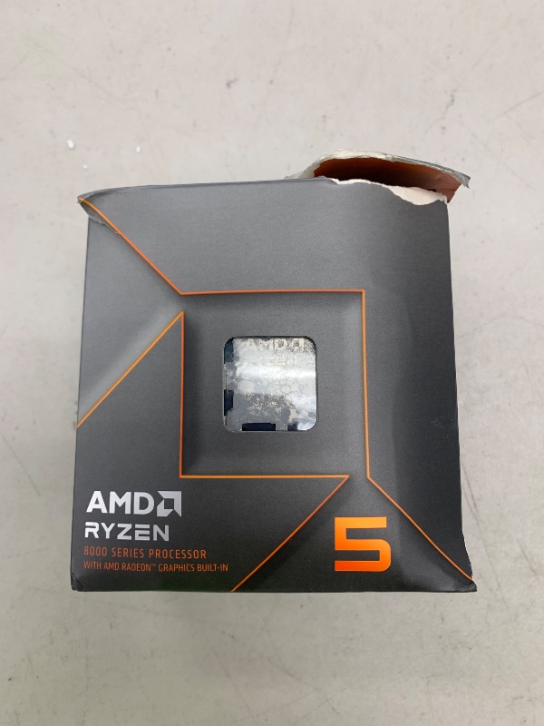 Photo 1 of AMD Ryzen 5 8500G 6-Core, 12-Thread Desktop Processor