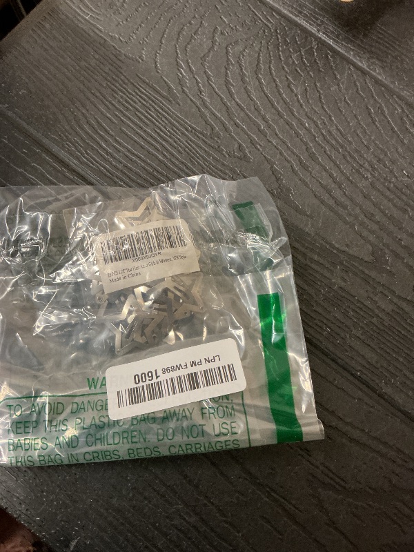 Photo 1 of 20 PCS 1.22" Star Hair Accessories - Non-Slip Metal Snap Clips and Barrettes for Girls & Women, Y2K Style