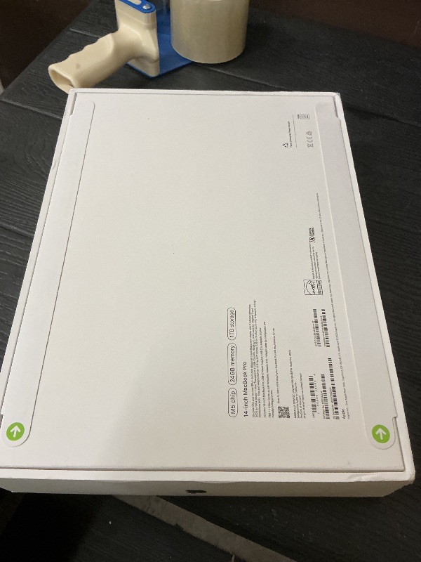 Photo 1 of Apple 2025 MacBook Pro Laptop with M5 chip with 10?core CPU and 10?core GPU: Built for Apple Intelligence, 14.2-inch Liquid Retina XDR Display, 24GB Unified Memory, 1TB SSD Storage; Space Black