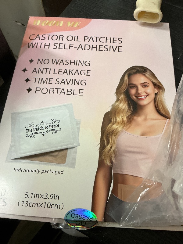 Photo 1 of 20pcs Castor Oil Patches, Disposable Individually Packaged Castor Oil Pack Wrap with Anti Leakage Cotton Pad for Belly/Feet/Knee (Oils Not Included), 5.1" x 3.9"