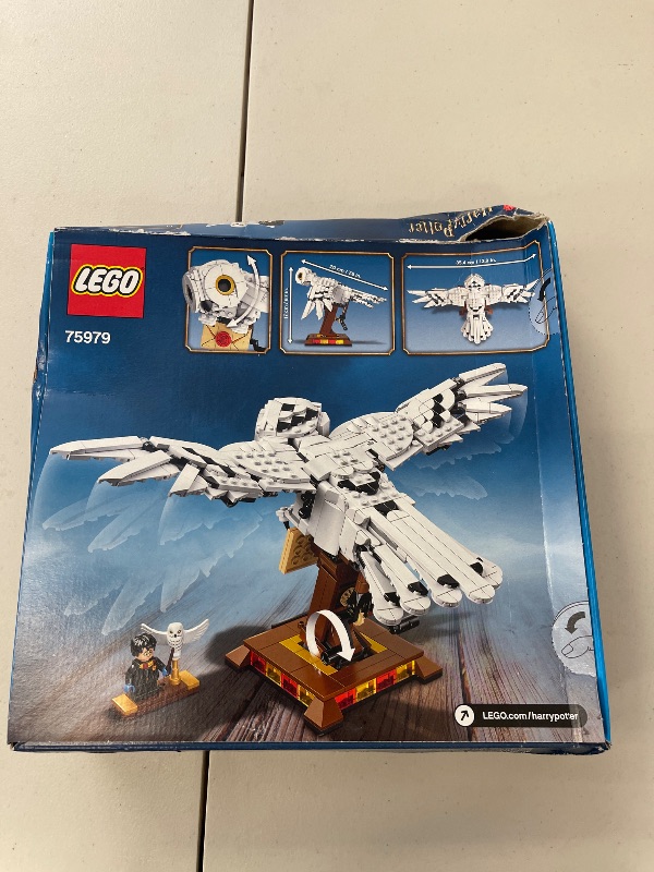 Photo 1 of LEGO 75979 Harry Potter Hedwig Moving Wings Owl Building Toy Collectible Display Model