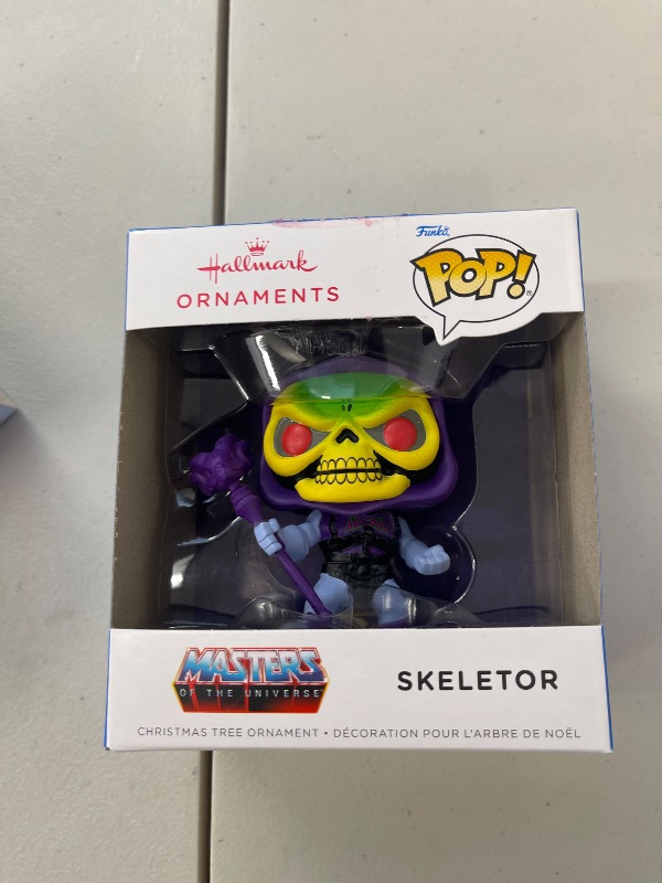 Photo 1 of Hallmark Masters of the Universe Skeletor in Battle Armor Funko POP! Christmas Ornament