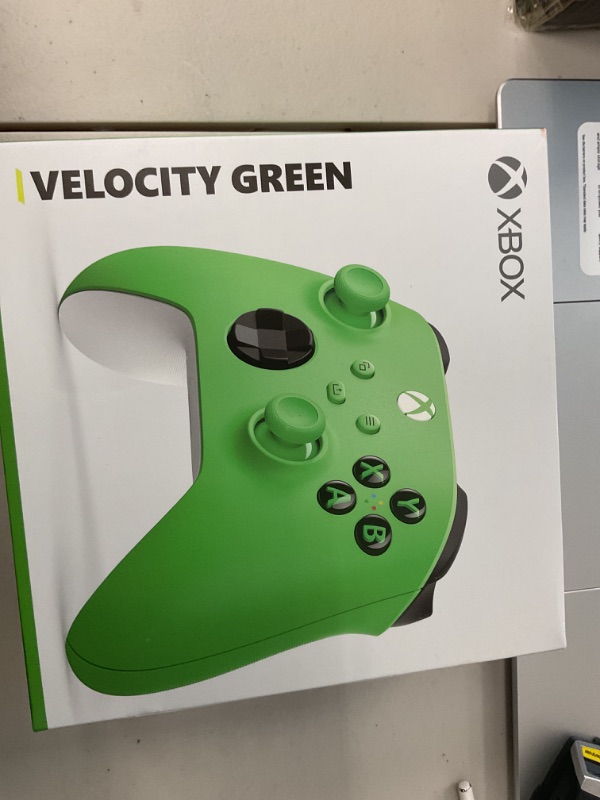 Photo 1 of Xbox Core Wireless Gaming Controller – Velocity Green Series X|S, One, Windows PC, Android, and iOS