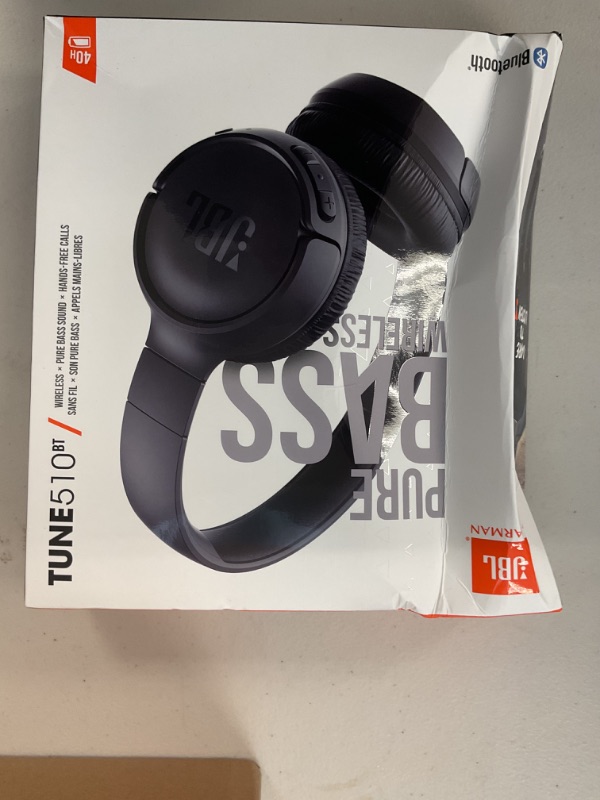 Photo 1 of JBL Tune 510BT - Bluetooth headphones with up to 40 hours battery, microphone for call, foldable and comfortable, Android and iOs compatible (Black)