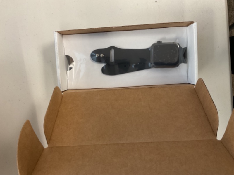 Photo 1 of Apple Watch SE (2nd Gen) (GPS + Cellular