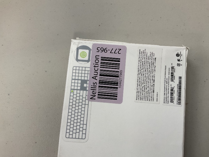 Photo 1 of Apple Magic Keyboard with Touch ID and Numeric Keypad: Wireless, Bluetooth, Rechargeable. Works with Mac Computers with Apple Silicon; US English - White Keys