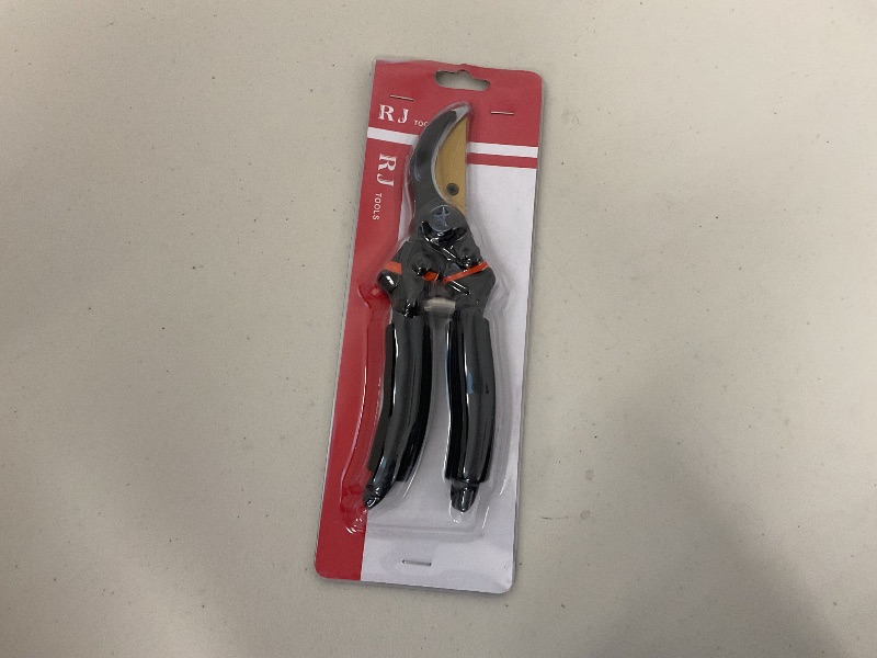 Photo 1 of YILANBON Professional Titanium-Coated Bypass Pruning Shears – Ultra-Light Garden Clippers with Non-Slip Grips, 0.5lbs for Effortless Cutting, 1.2” Branch Capacity