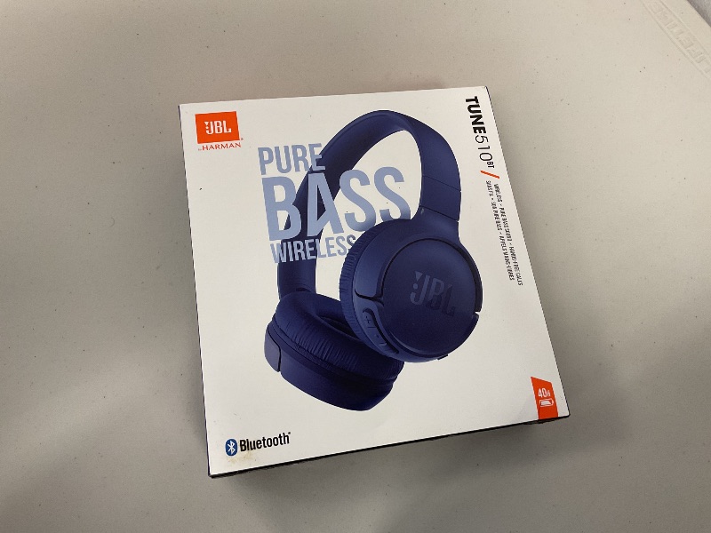 Photo 1 of JBL Tune 510BT - Bluetooth headphones with up to 40 hours battery, microphone for call, foldable and comfortable, Android and iOs compatible (Blue)