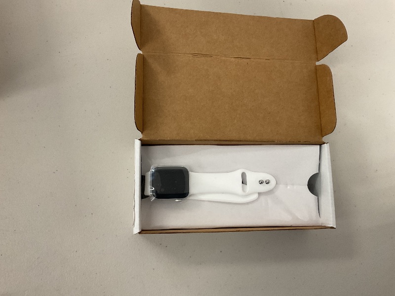 Photo 1 of Apple Watch SE (2nd Gen) (GPS + Cellular, 40mm) - Silver Aluminum Case with White Sport Band, M/L (Renewed)