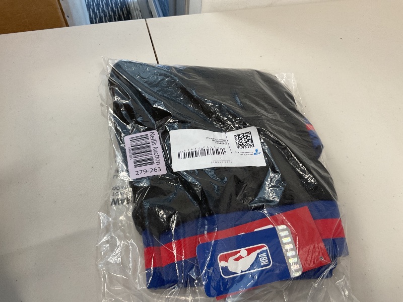 Photo 1 of Ultra Game Men's Standard GSM3547FF23, Team Color, Small