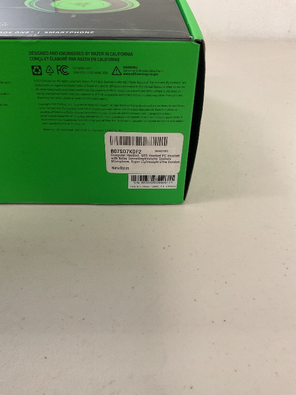 Photo 1 of Razer Kraken Multi Platform Green P2 Gaming Headset, Green, RZ.AU.KR.03.RT