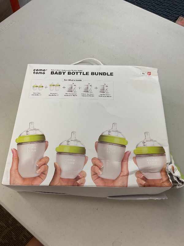 Photo 1 of Comotomo Baby Bottle Bundle, Green, (7 Piece Set)