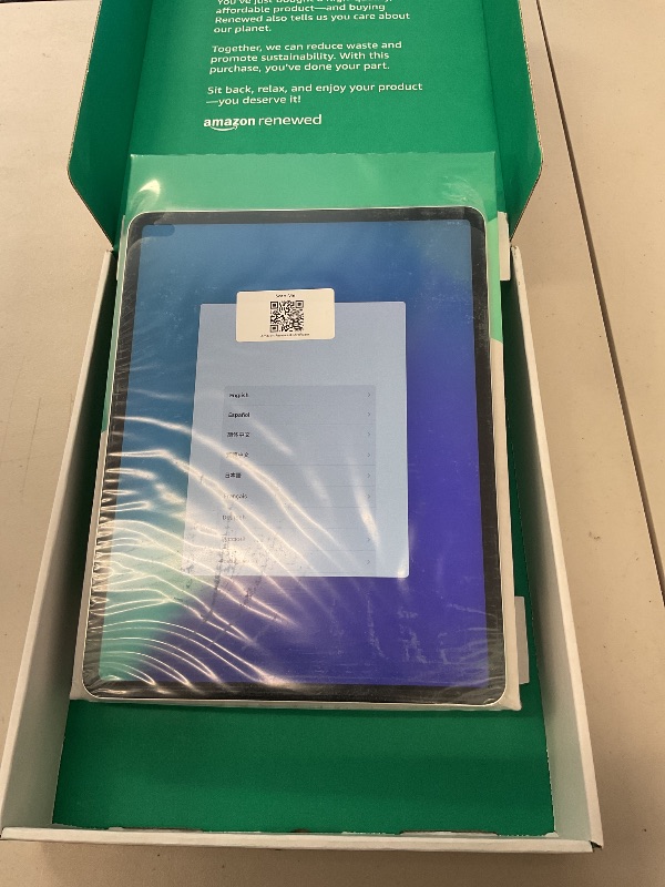 Photo 1 of iPad Pro 12.9in (4th Gen.) - 256GB - WiFi - Silver (Renewed Premium)