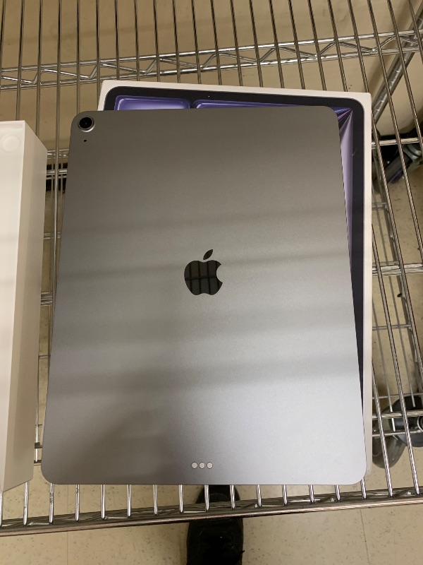 Photo 1 of Apple iPad Air 13-inch with M3 chip Built for Apple Intelligence, Liquid Retina Display, 128GB, 12MP Front/Back Camera, Wi-Fi 6E, Touch ID, All-Day Battery Life — Space Gray
