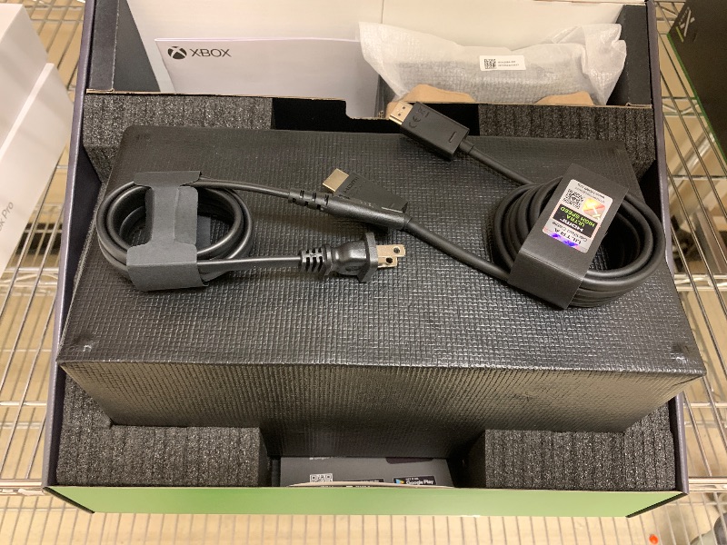 Photo 1 of Xbox Series X - Gaming Console - 1TB SSD - Includes Wireless Controller - 4K Gaming - 120FPS - Carbon Black
