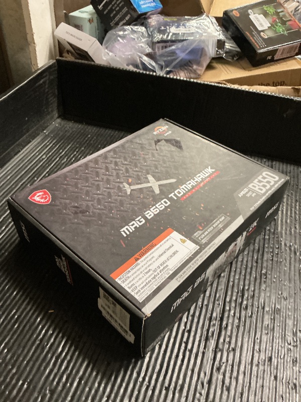 Photo 1 of SELLING FOR PARTS ONLY ………….MSI MAG B550 Tomahawk Gaming Motherboard (AMD Ryzen 5000 Series, AM4, DDR4, PCIe 4.0, SATA 6Gb/s, M.2, USB 3.2 Gen 2, HDMI/DP, 2.5Gbps LAN, ATX)