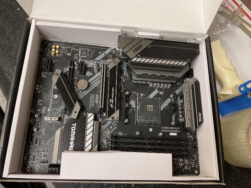 Photo 1 of SELLING FOR PARTS ONLY ………….MSI MAG B550 Tomahawk Gaming Motherboard (AMD Ryzen 5000 Series, AM4, DDR4, PCIe 4.0, SATA 6Gb/s, M.2, USB 3.2 Gen 2, HDMI/DP, 2.5Gbps LAN, ATX)