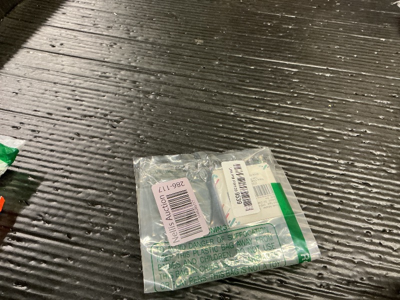 Photo 1 of [Apple MFi Certified] 3.3FT Short USB A to Lightning Cable USB Cord Car Carplay Cable iPhone Lightning Charging Cable Compatible with Apple iPhone 14 13 12 11 Pro Max XR XS 8 7 6 Plus SE iPad, One Pcs