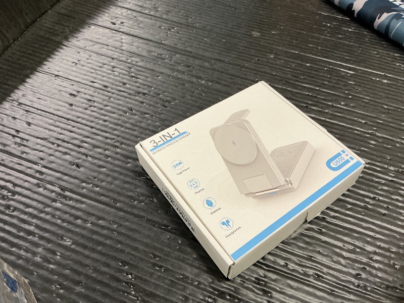 Photo 1 of 3 in 1 Charging Station, 25W Foldable Magnetic Fast Wireless Charger Stand for Apple Multiple Devices, Travel Charger for iPhone 17 16 15 14 13 12 Series Watch AirPods 4/3/2/Pro