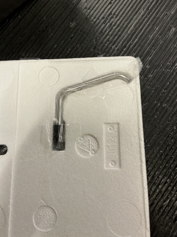 Photo 1 of HumminGuru Automatic Water Dispenser for HG01 & NOVA Ultrasonic Vinyl Record Cleaner Machine with Built-in Water Filtration, 500+ Record Cleaning Cycles per Charge (Water Dispenser + 650ml Water Tank)