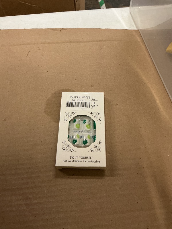 Photo 1 of 24 Pcs St.Patrick’s Day Press on Nails Short Square Shaped Fake Nails Glitter Green Shamrock Stripe Designs Sparkly False Nails Full Cover Acrylic Nails for Women Saint Patrick’s Day Nail Art DIY