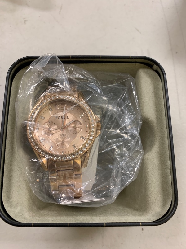 Photo 1 of Fossil Women's Riley Quartz Stainless Steel Multifunction Watch, Rose Gold Glitz, 38MM Fossil Watch