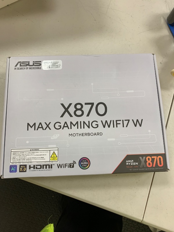Photo 1 of ASUS X870 MAX GAMING WIFI7 W AMD AM5 ATX Motherboard, 8-layer White PCB, 12+2+1 80A DrMOS, DDR5, PCIe 5.0 x16 Q-Release, 3x M.2, Wi-Fi 7 Q-Antenna, USB4® Type-C®, 2.5Gb LAN, BIOS FlashBack™, Aura Sync