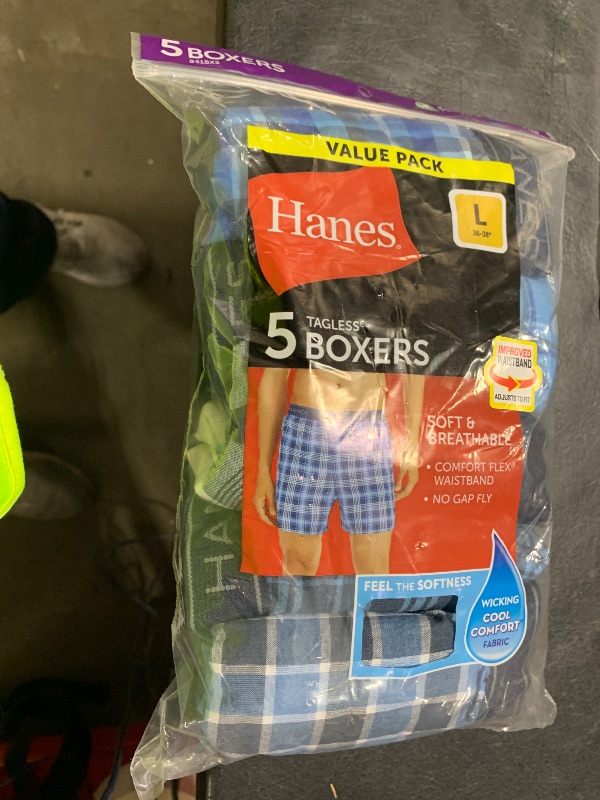 Photo 1 of Hanes Men Hanes Men's Tagless Boxers with Exposed Waistband, Assorted Multi-Packs and Colors