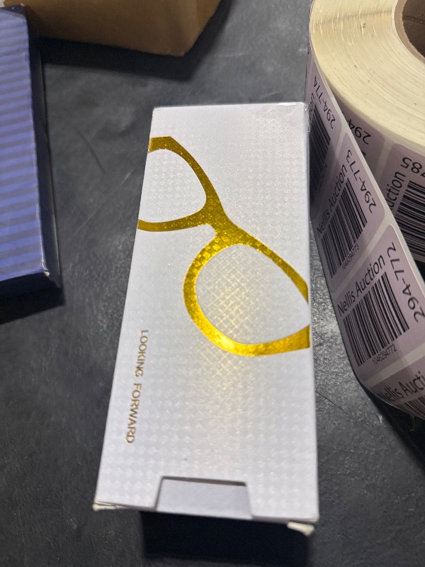 Photo 1 of hunsquer Blue Light Glasses for Woman/Men Computer Blue Light Glasses