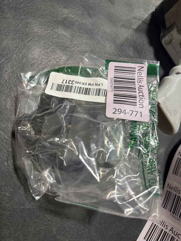 Photo 1 of T Tocas E9 40 Amp Circuit Breakers with Manual Reset | 12V - 72V DC IP67 Waterproof Protection | UL Certified Surface-Mount Switchable 40A