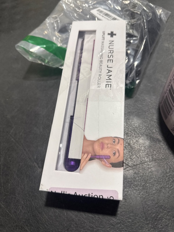 Photo 1 of Nurse Jamie Uplift Massaging Beauty Roller, 1.05 Fl Oz (Pack of 1)